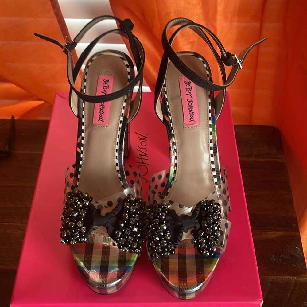 Betsey Johnson Multicolor Platform Heels - Picture 4 of 7